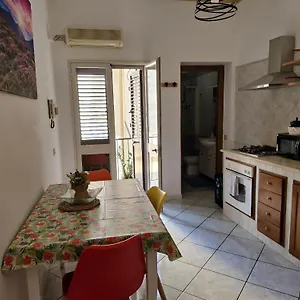 Happie Casa Stazione Apartamento